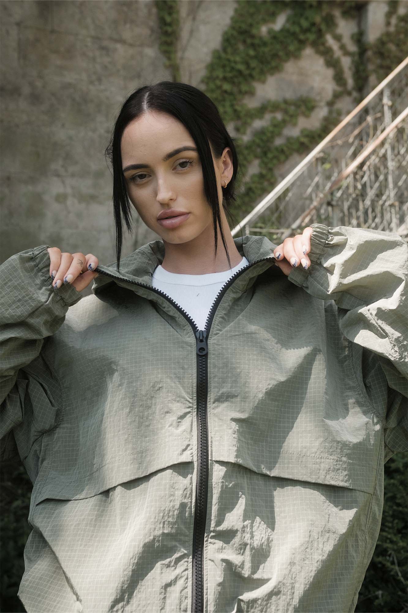S.A.T Windbreaker - Olive – DARKCIRCLE®